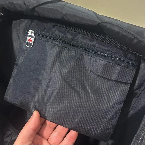 Ironman Triathlon Transition Backpack. NWOT Black/Red - Picture 8 of 13